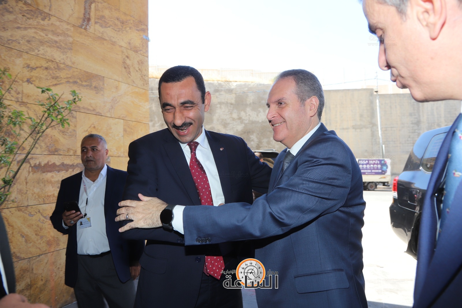 Madar Al-Saa Images 0.30519618834394924