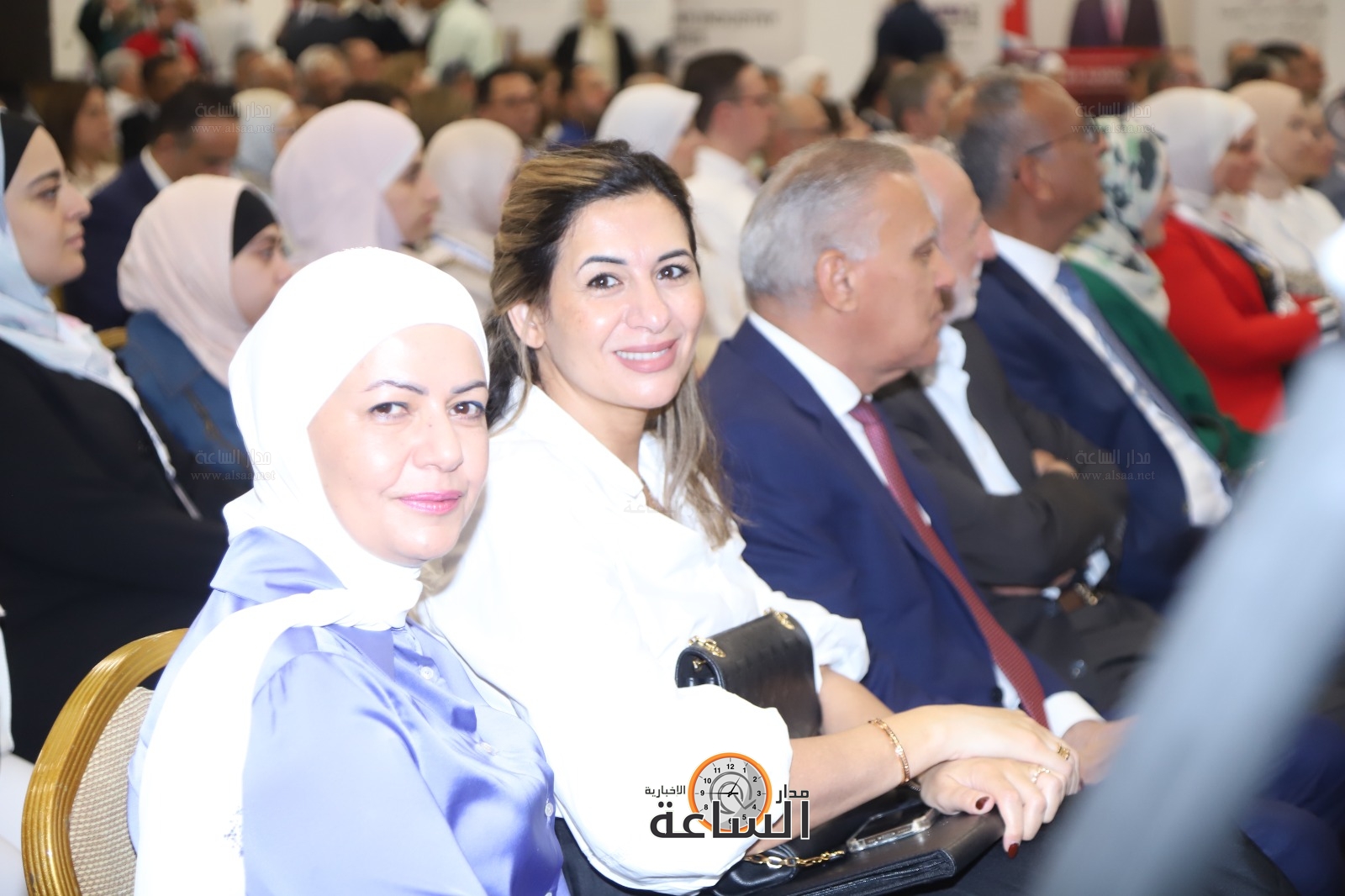 Madar Al-Saa Images 0.968852743516877