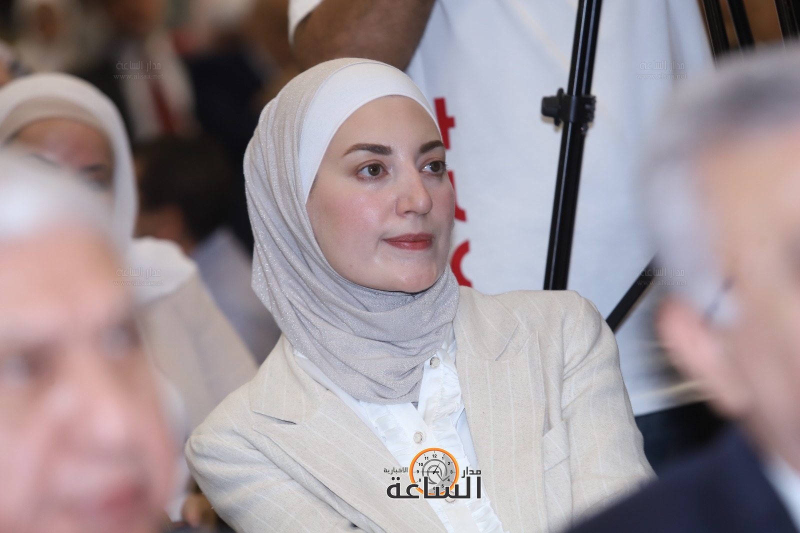 Madar Al-Saa Images 0.946013885832678