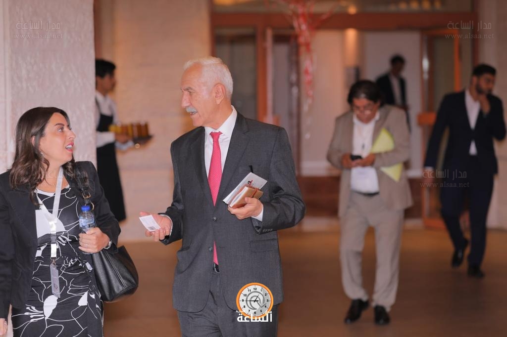 Madar Al-Saa Images 0.025222163955704424