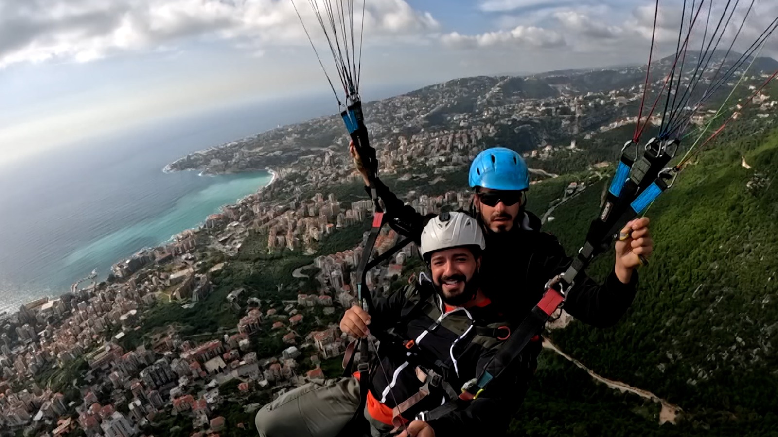 Madar Al-Saa Images 0.3310559028040516