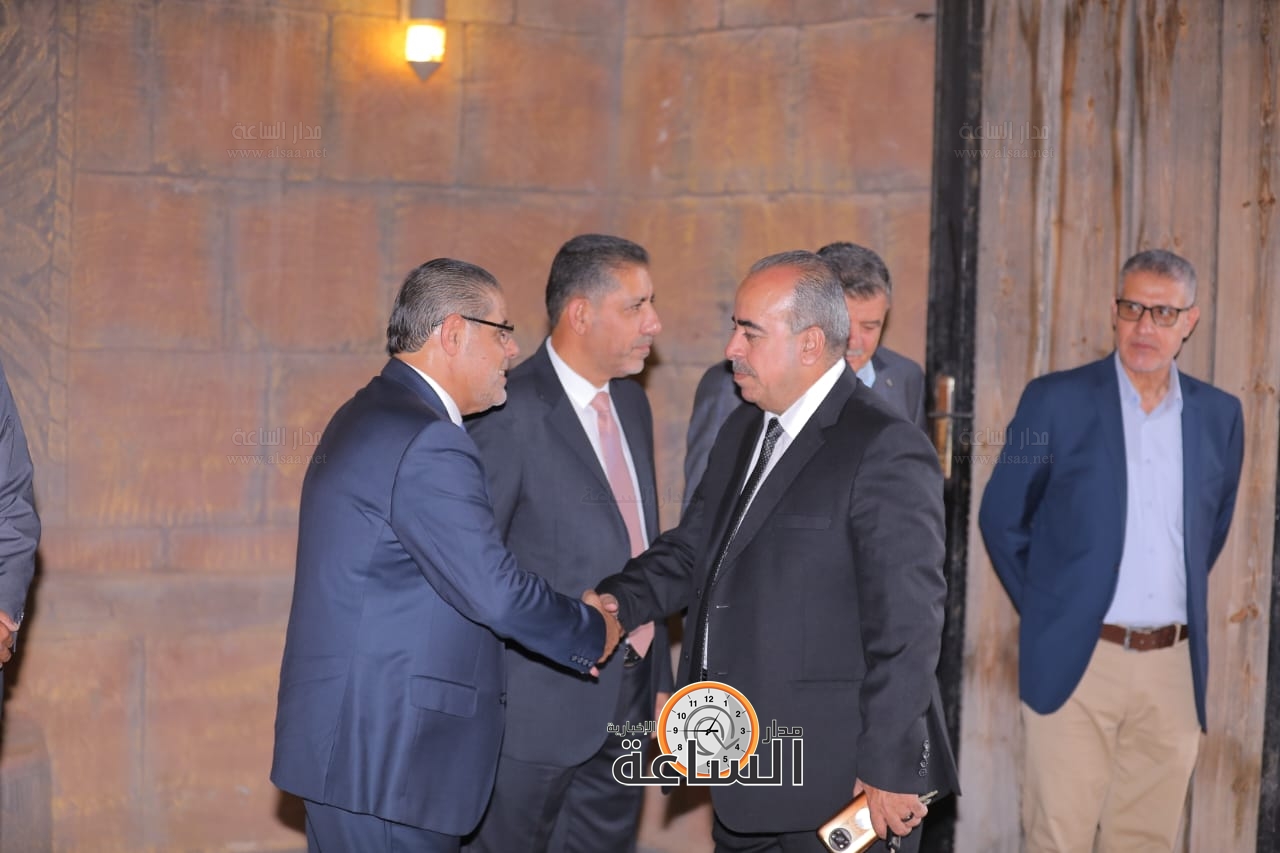 Madar Al-Saa Images 0.64538821873803