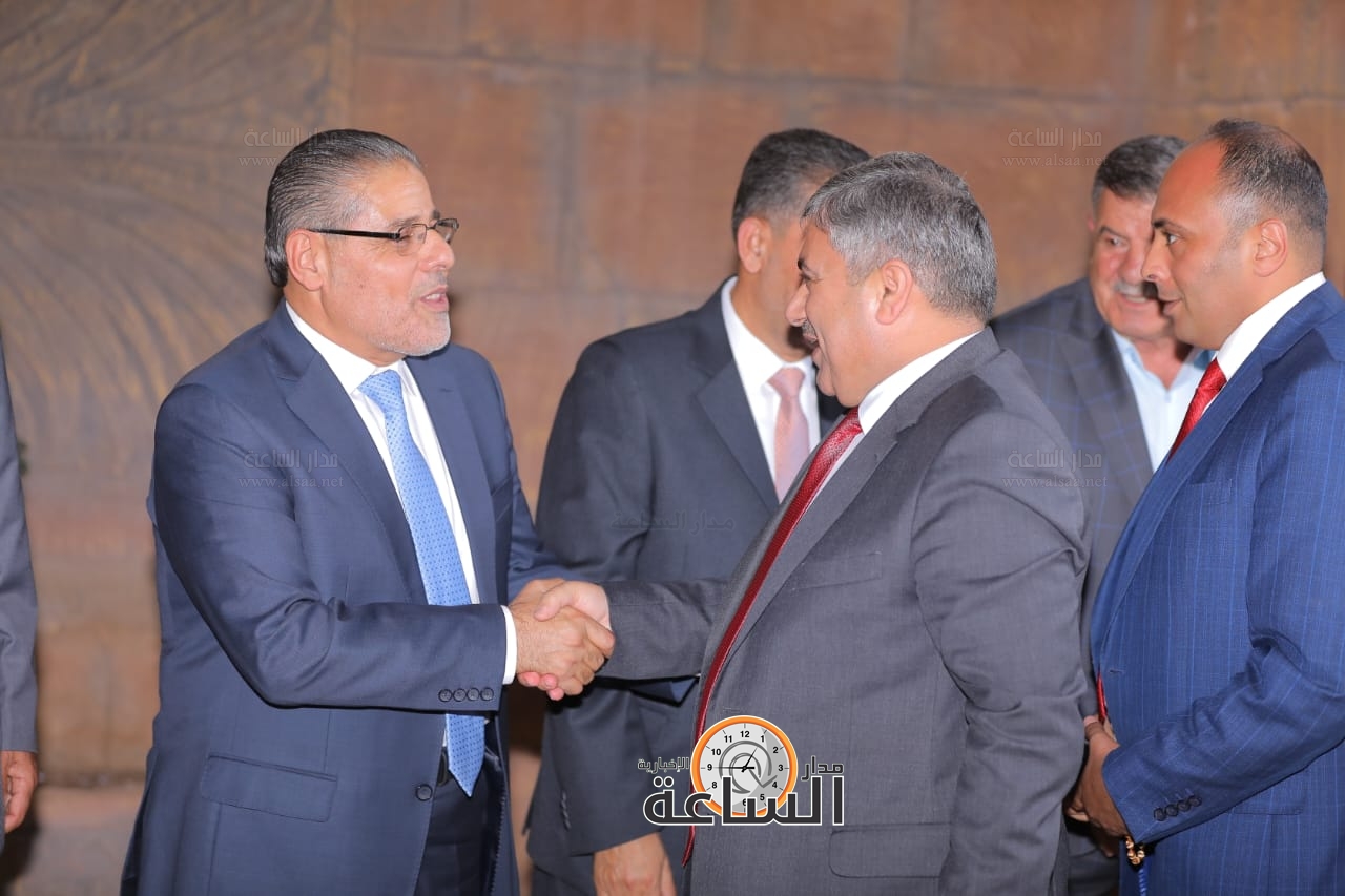 Madar Al-Saa Images 0.8732303736597815