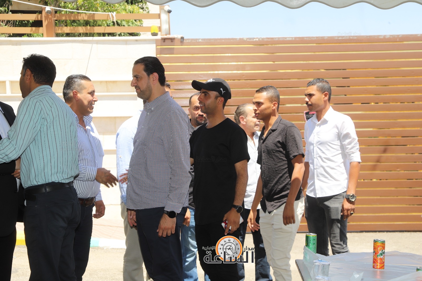 Madar Al-Saa Images 0.6975572876522754