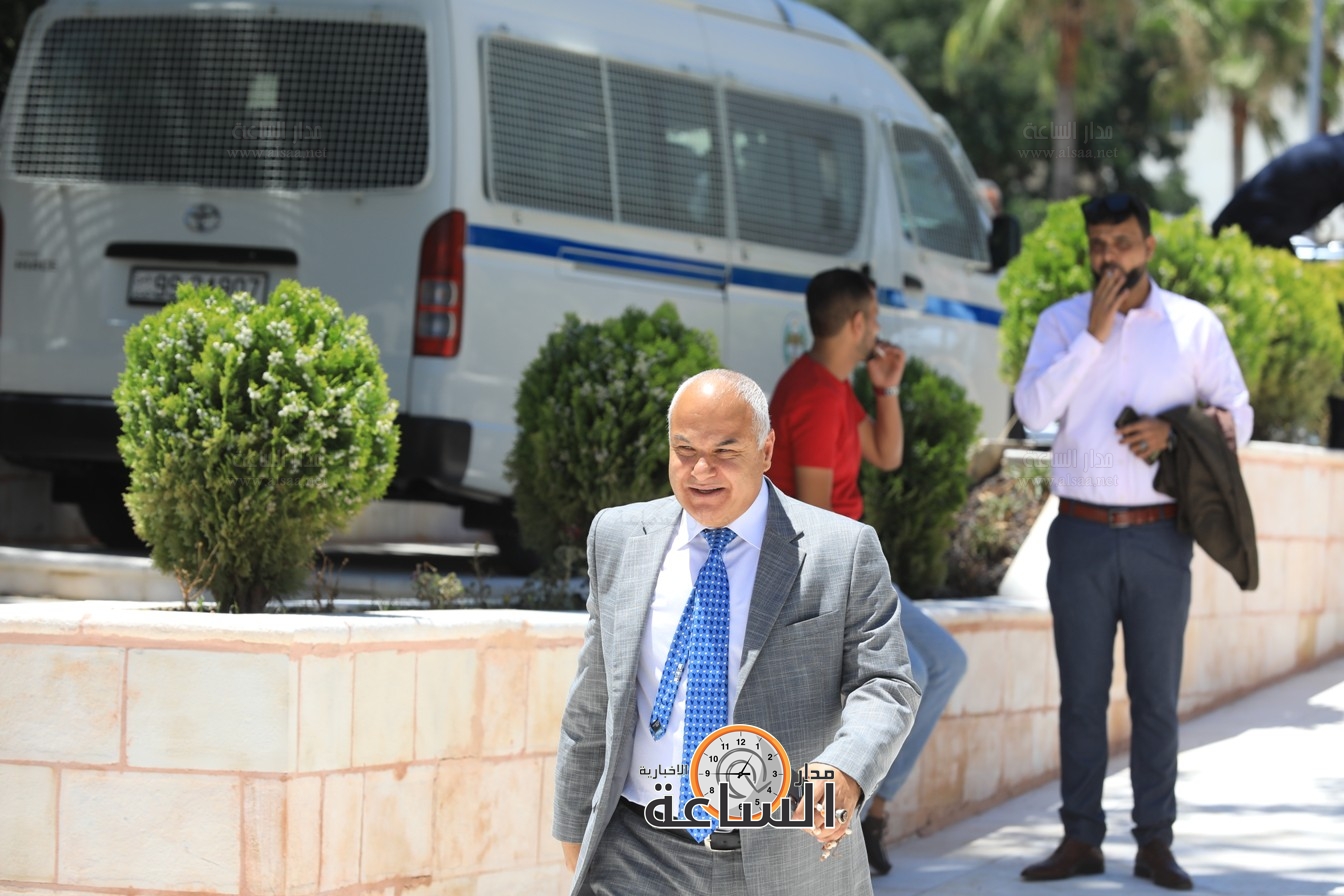 Madar Al-Saa Images 0.7626170490565125