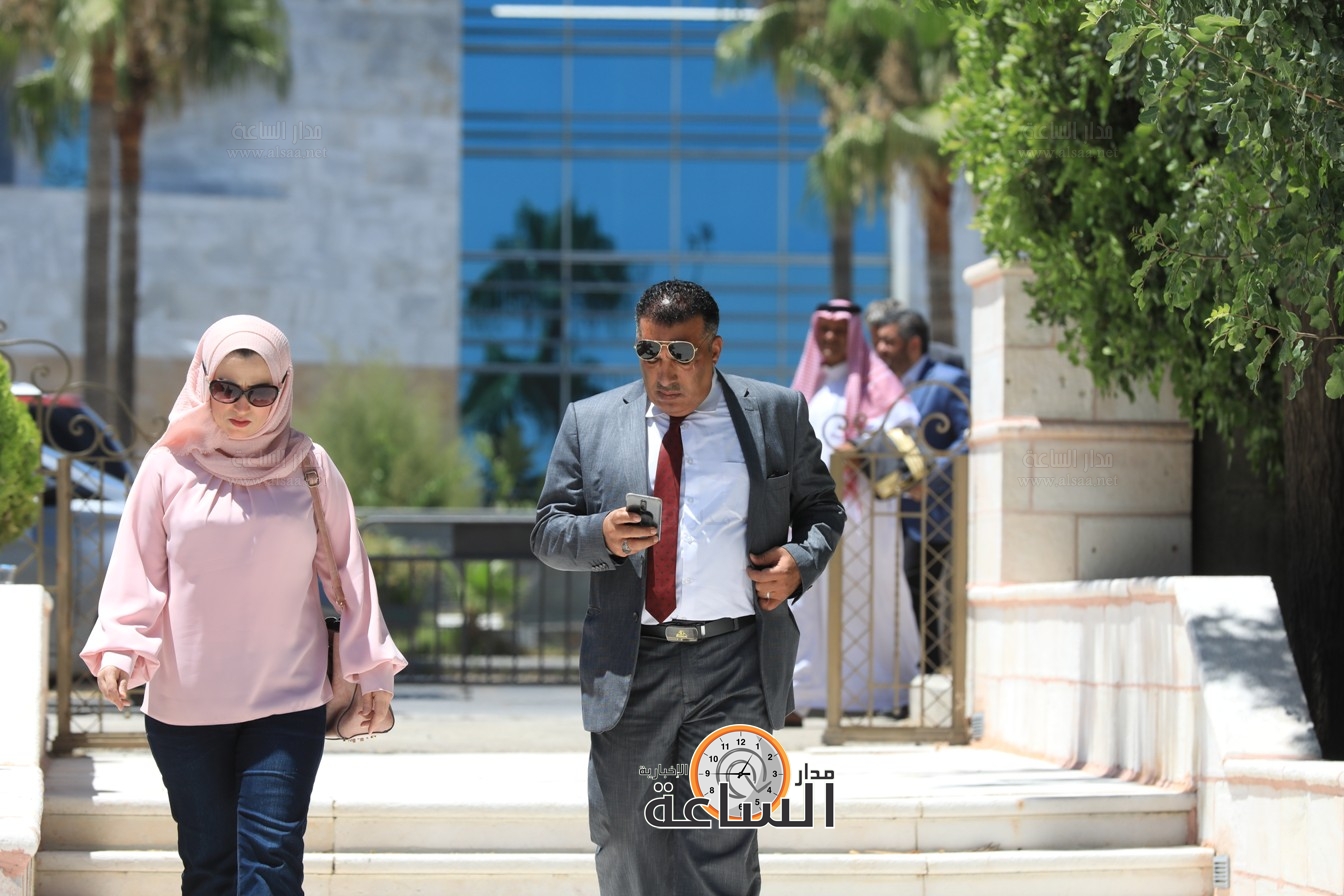 Madar Al-Saa Images 0.6455992340271006