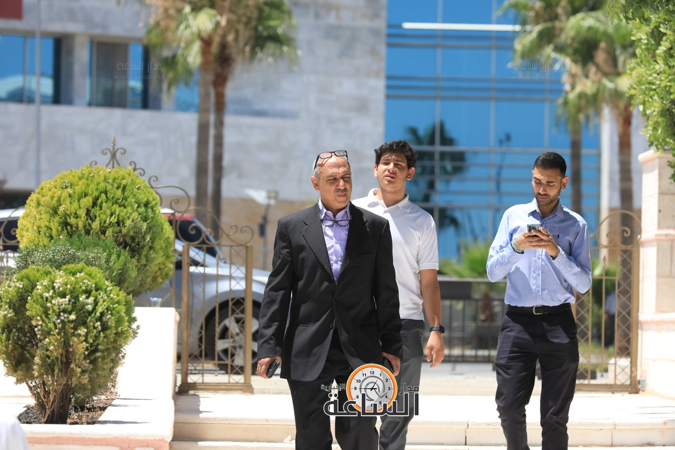 Madar Al-Saa Images 0.642475682623461