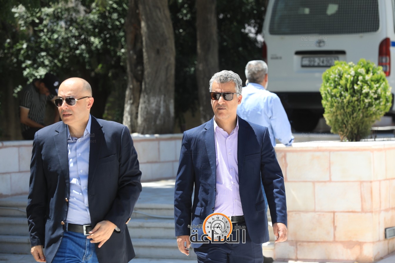 Madar Al-Saa Images 0.39912012969226884