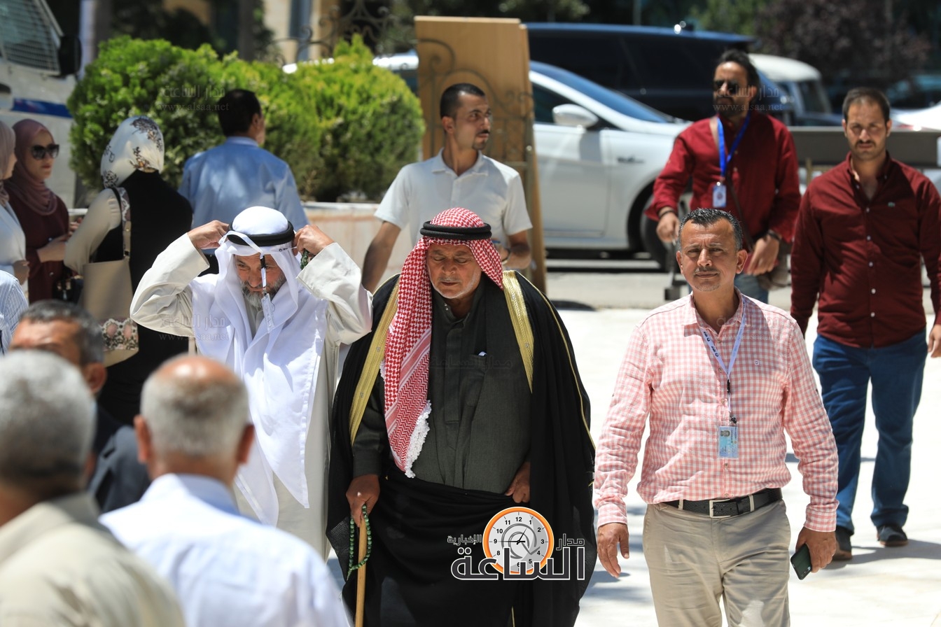 Madar Al-Saa Images 0.6625366357125628