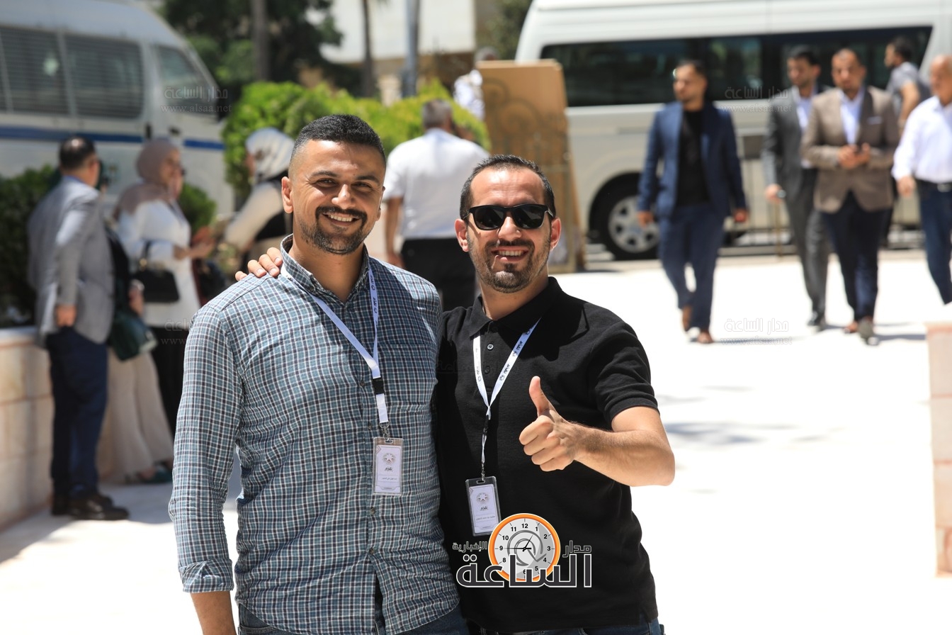 Madar Al-Saa Images 0.9107297042099021