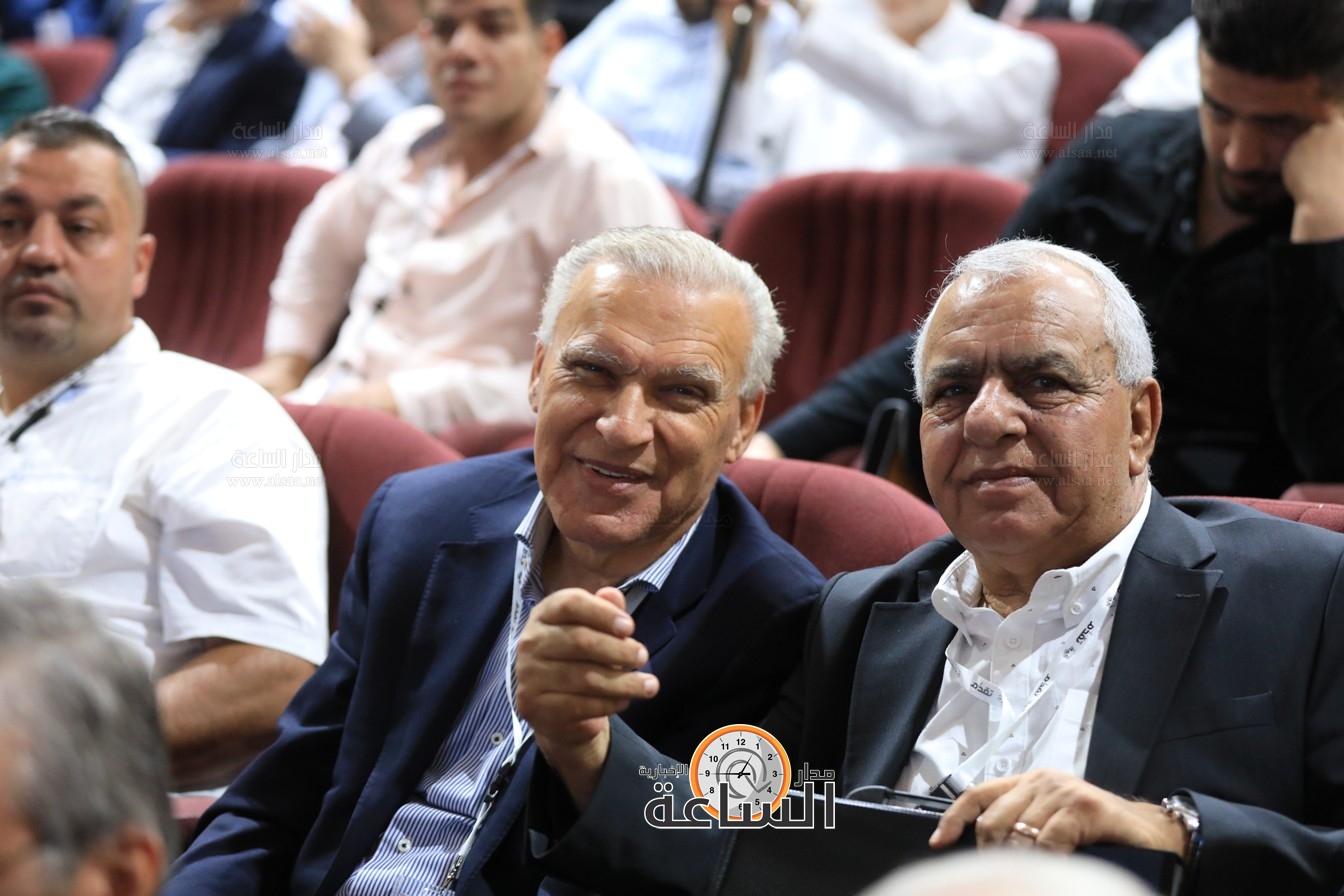 Madar Al-Saa Images 0.05685717587457151