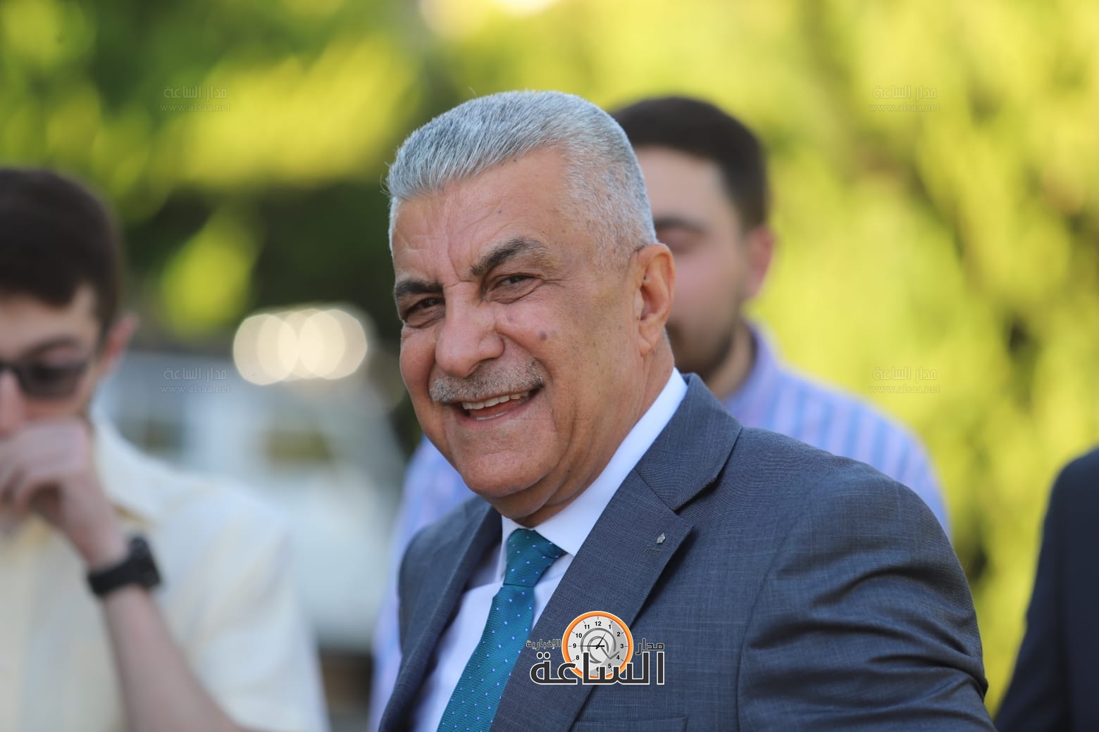 Madar Al-Saa Images 0.7055397678295877