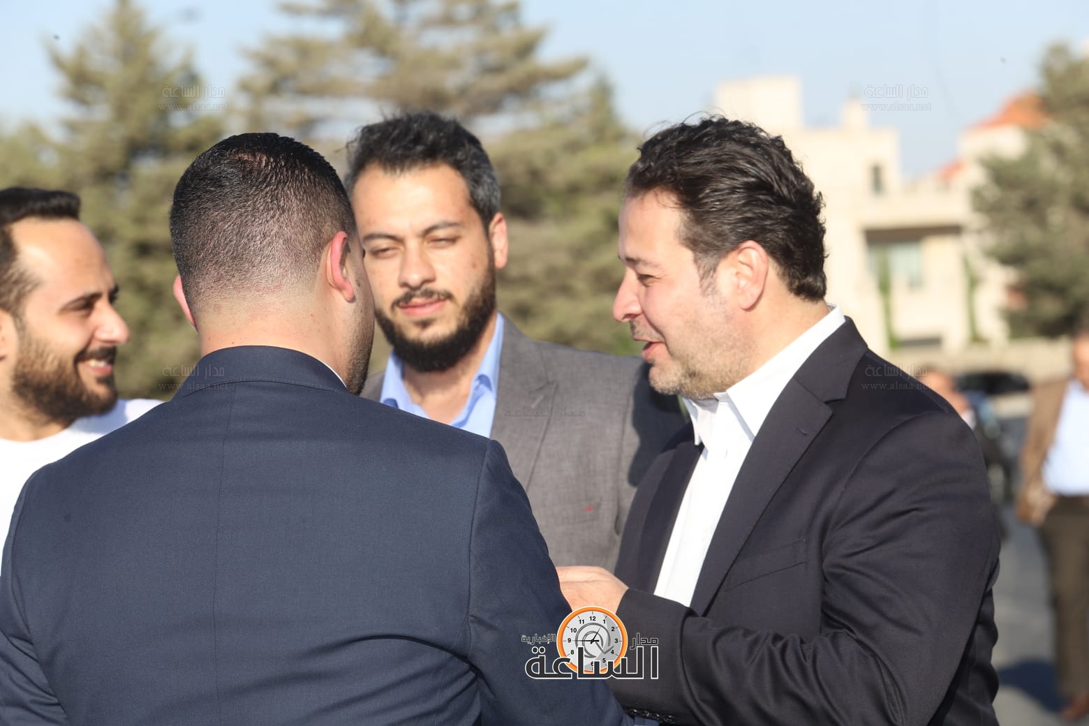 Madar Al-Saa Images 0.45879045521981576