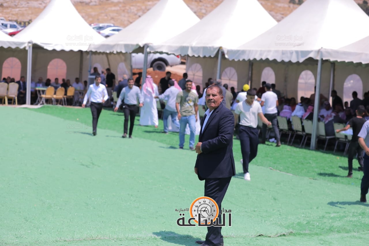 Madar Al-Saa Images 0.5614585590498822