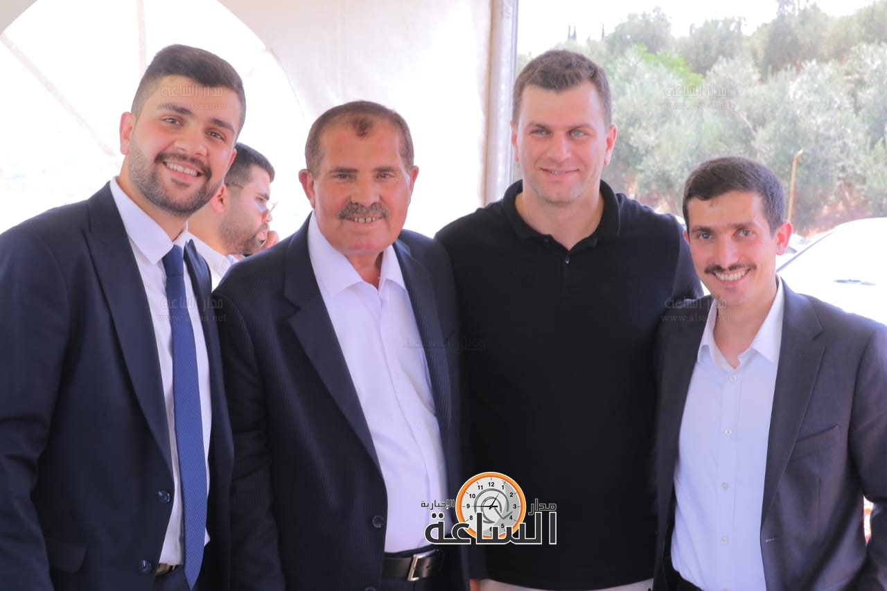 Madar Al-Saa Images 0.45353937446316395