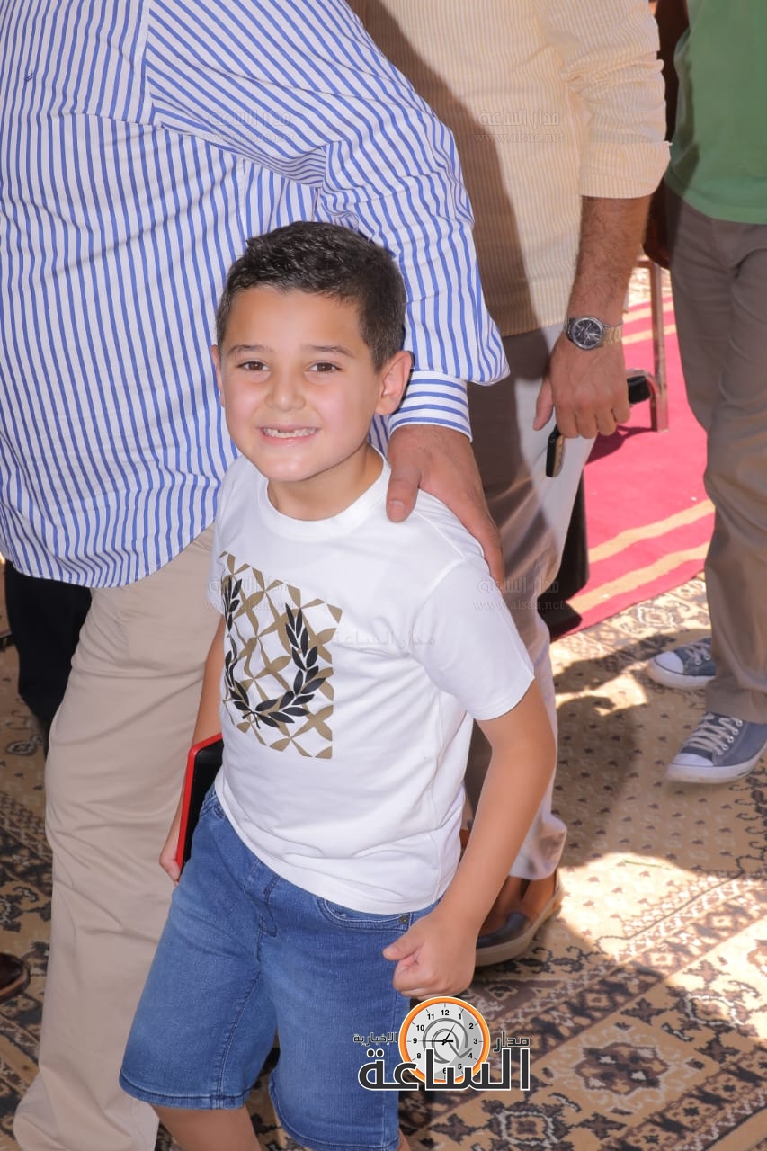 Madar Al-Saa Images 0.6242155463925998