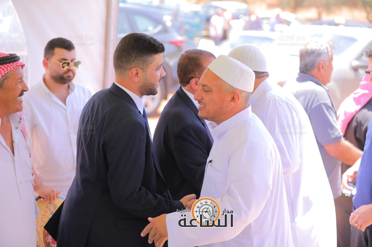 Madar Al-Saa Images 0.3716611892556836