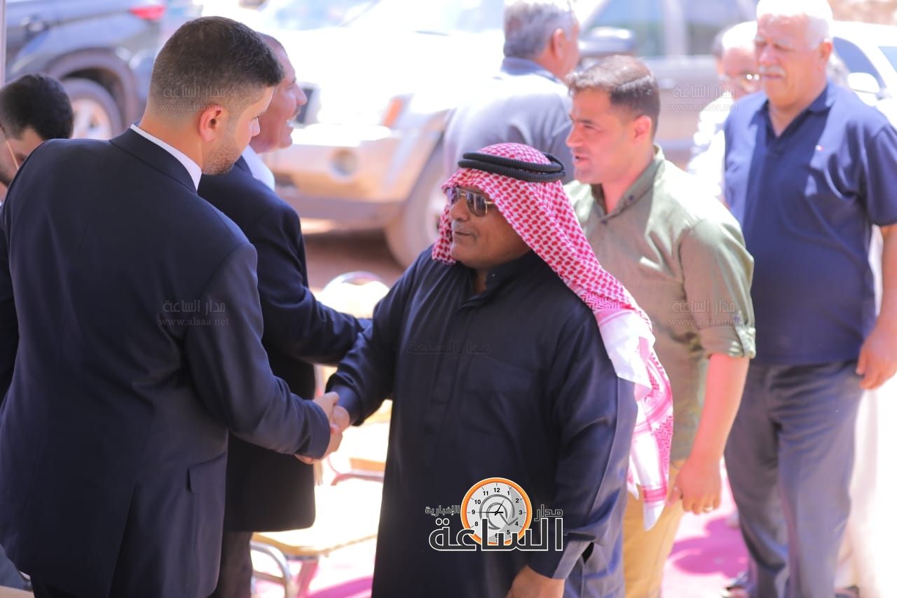 Madar Al-Saa Images 0.3247685487376242