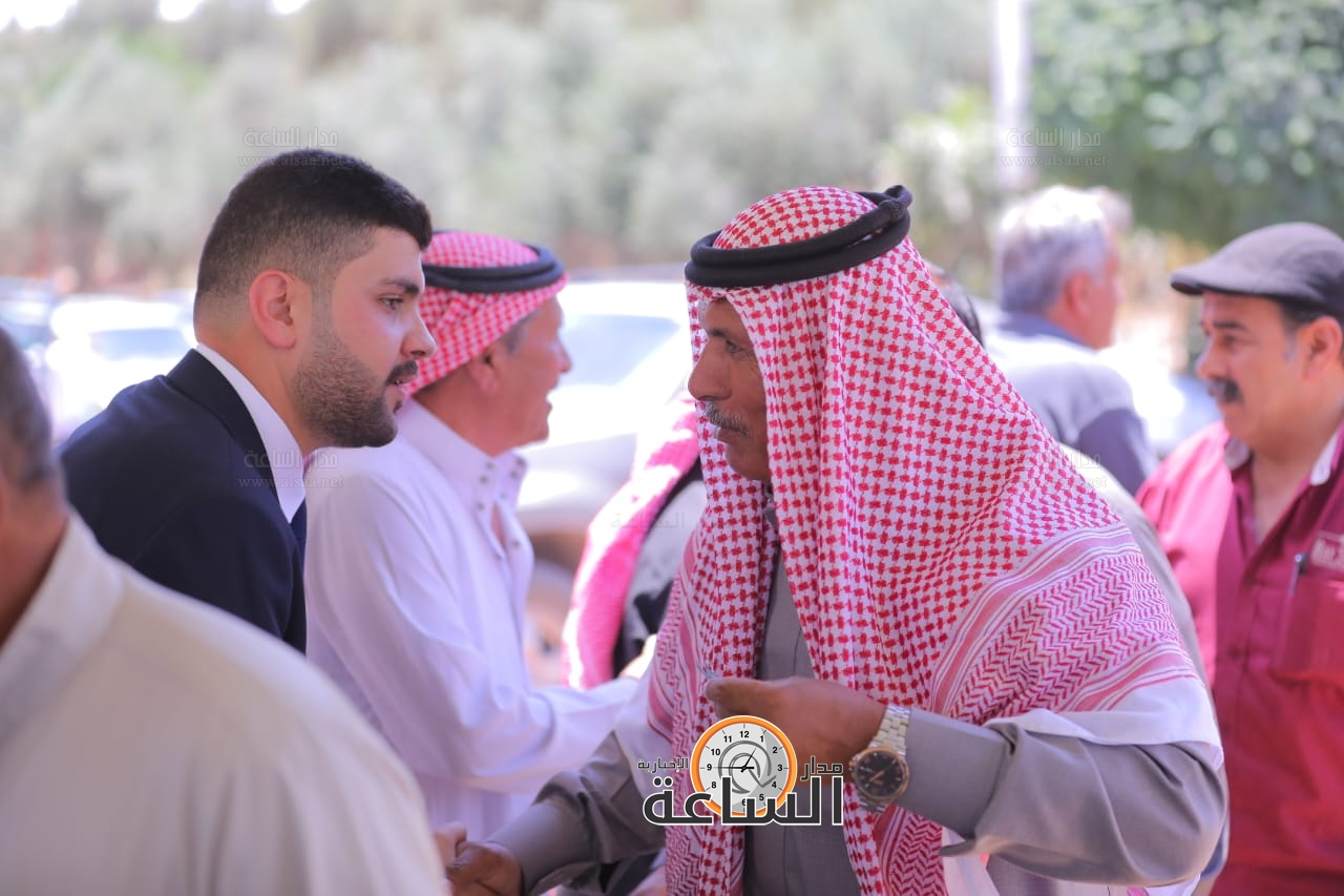 Madar Al-Saa Images 0.9191424421248853