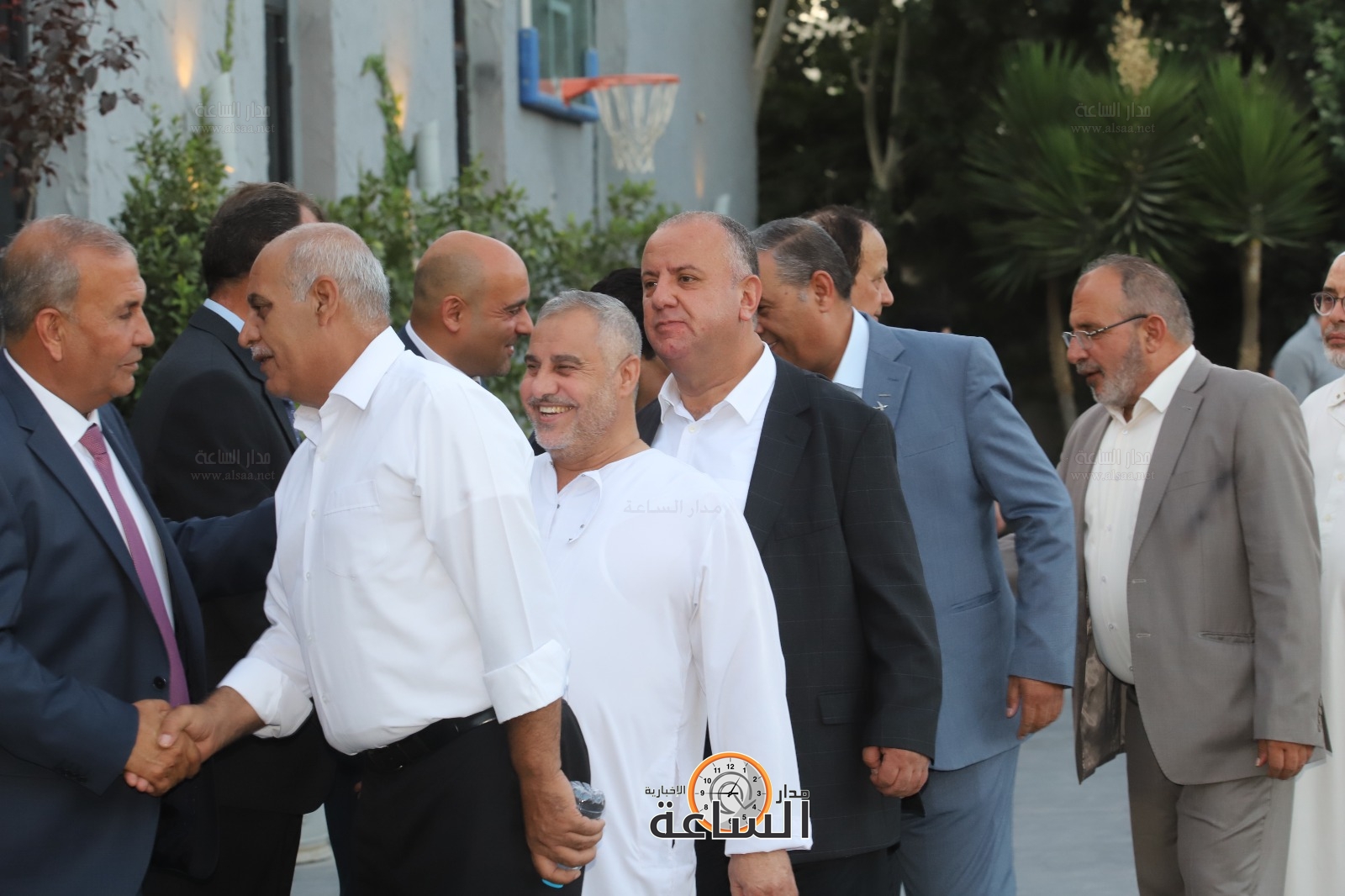 Madar Al-Saa Images 0.41463316403519346