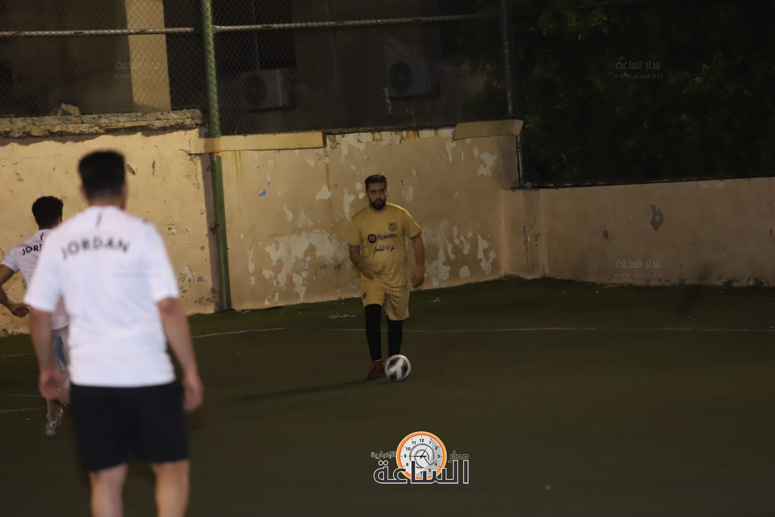 Madar Al-Saa Images 0.3517223365953963