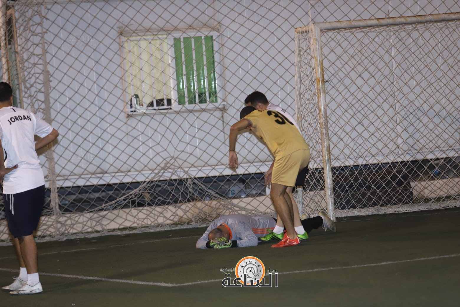 Madar Al-Saa Images 0.1003711148307096