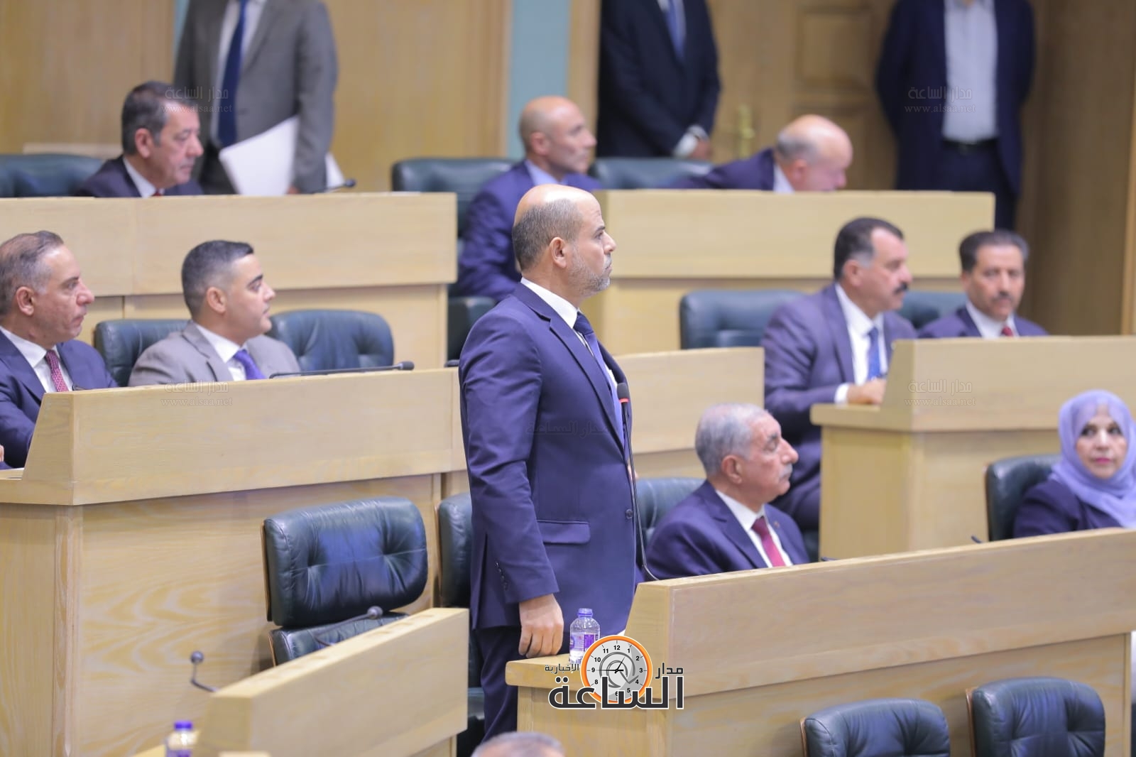 Madar Al-Saa Images 0.8912248196825112