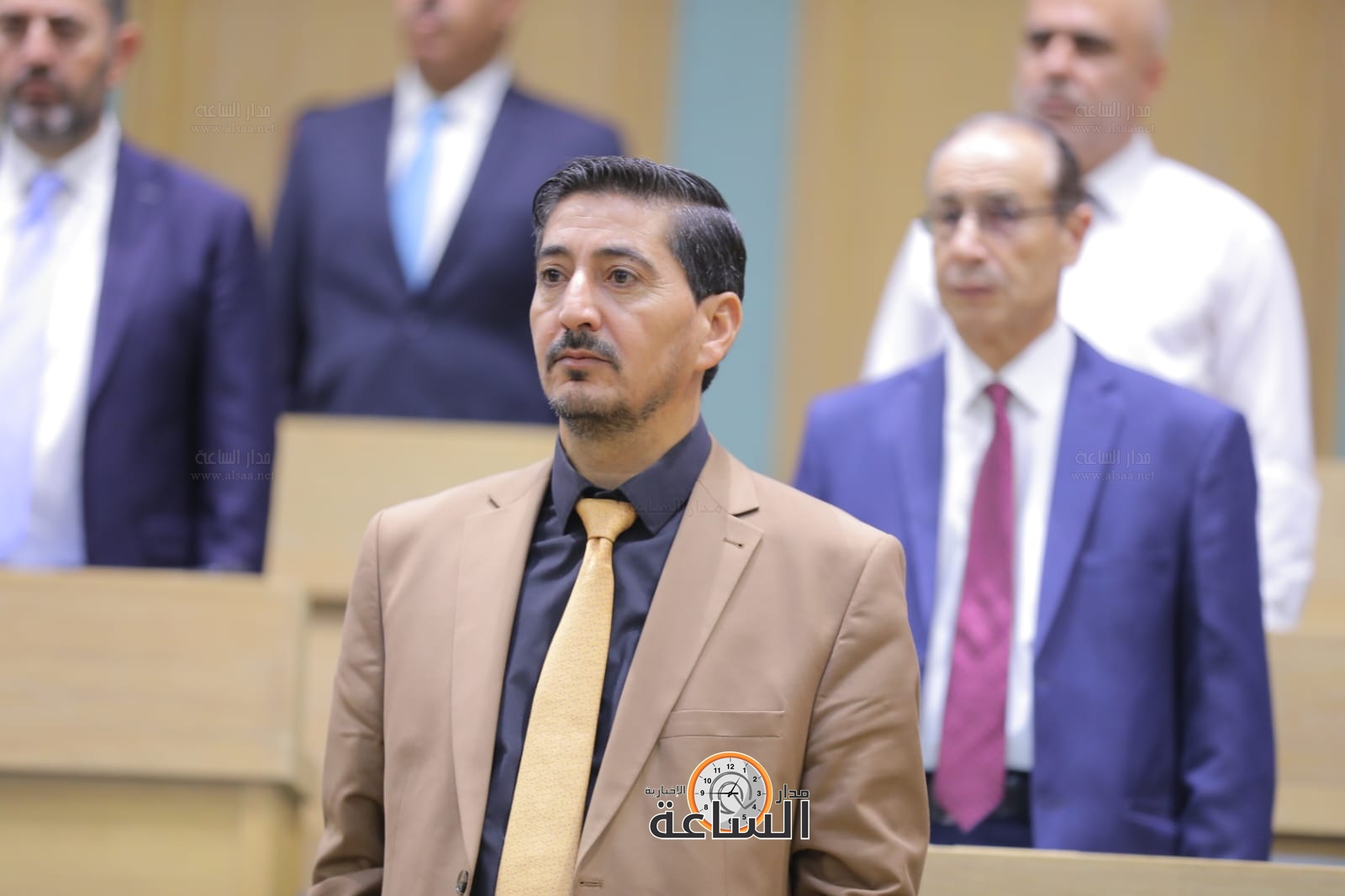 Madar Al-Saa Images 0.48852289779816016