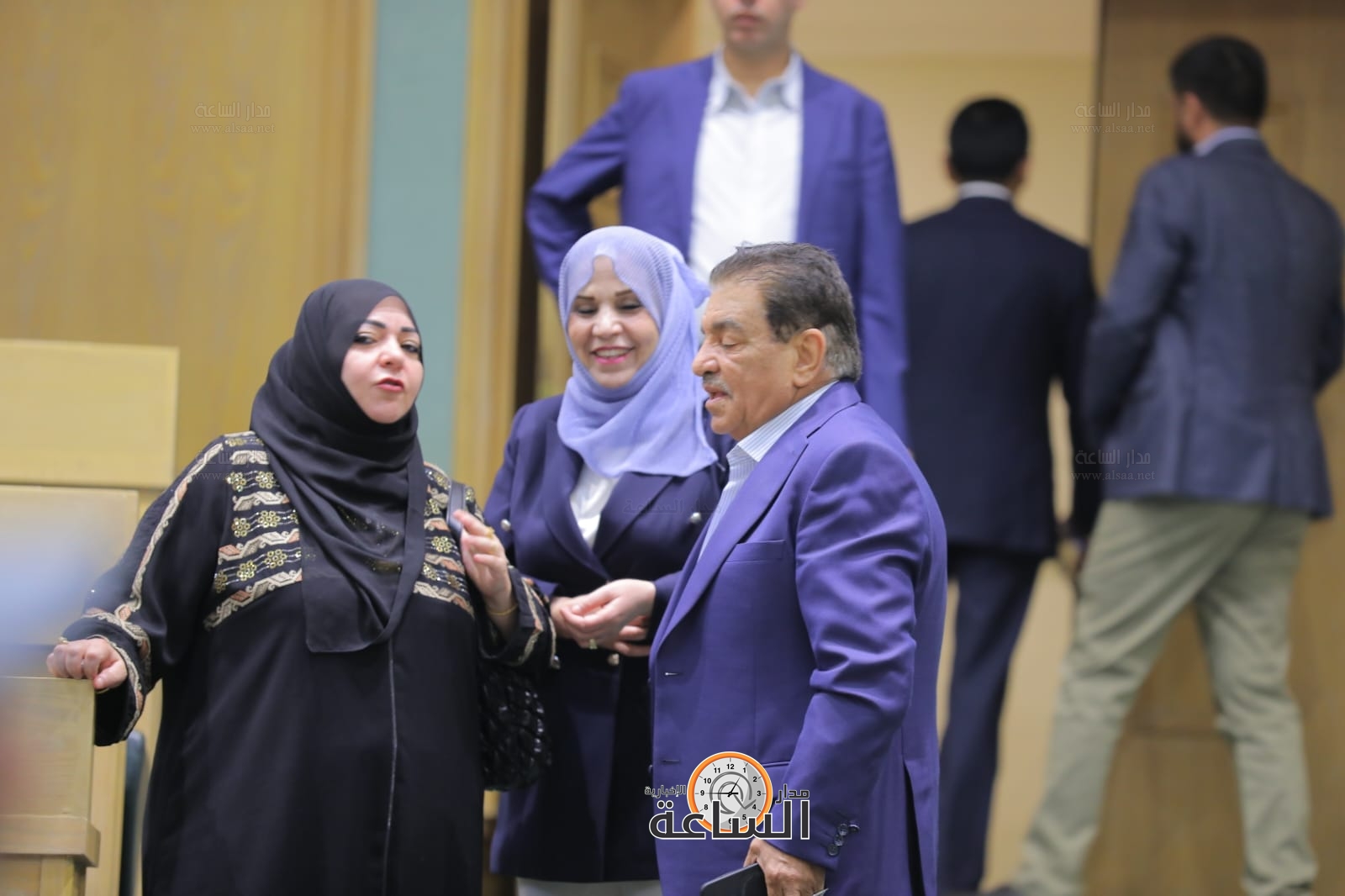 Madar Al-Saa Images 0.7191521905734681