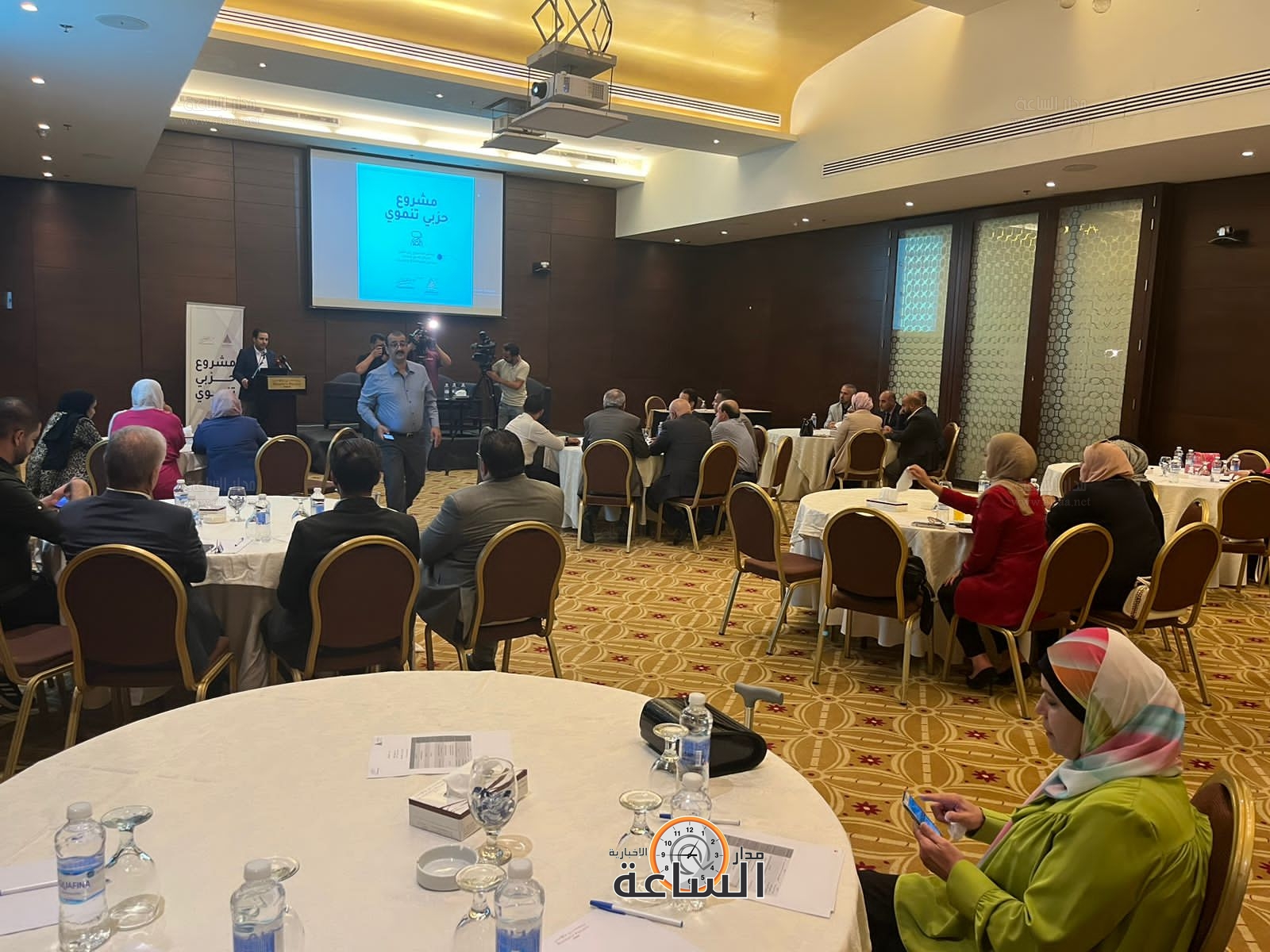 Madar Al-Saa Images 0.32462149151530695