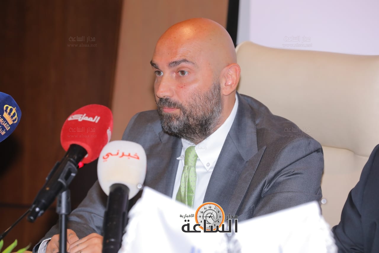 Madar Al-Saa Images 0.759918987088485