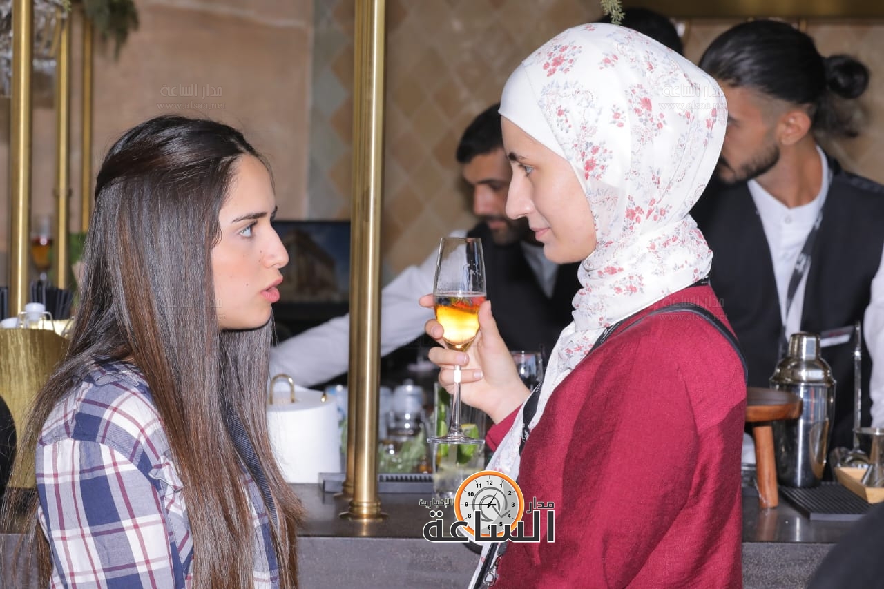 Madar Al-Saa Images 0.09490426693572851