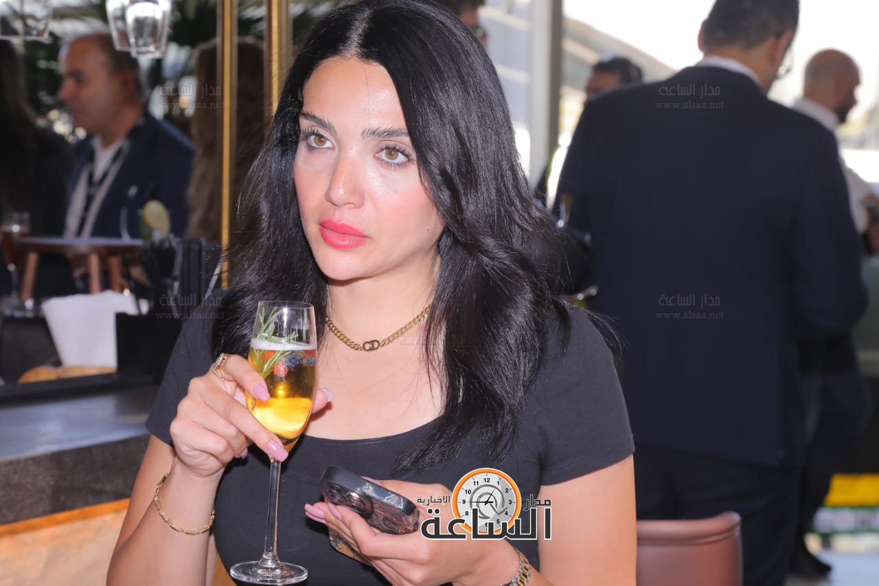 Madar Al-Saa Images 0.08551871842508185