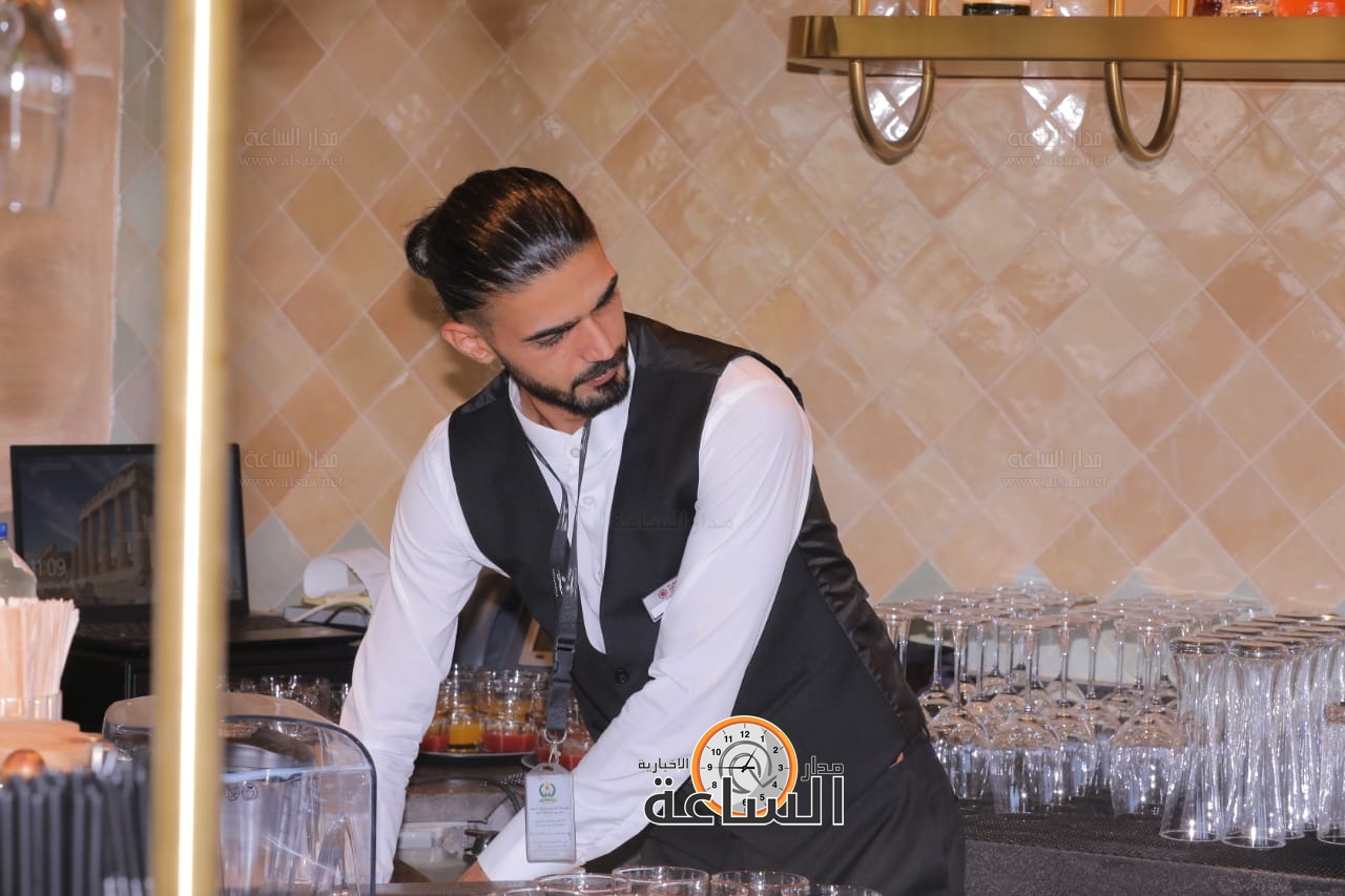 Madar Al-Saa Images 0.37679616045805897