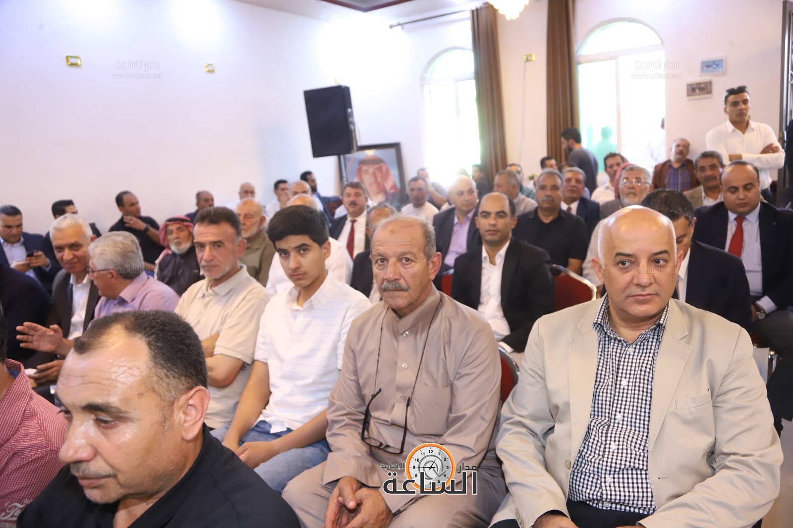 Madar Al-Saa Images 0.41140689848158807