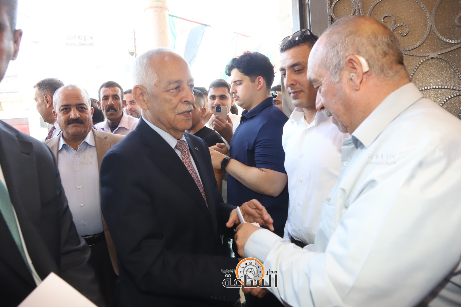 Madar Al-Saa Images 0.20450786813583277