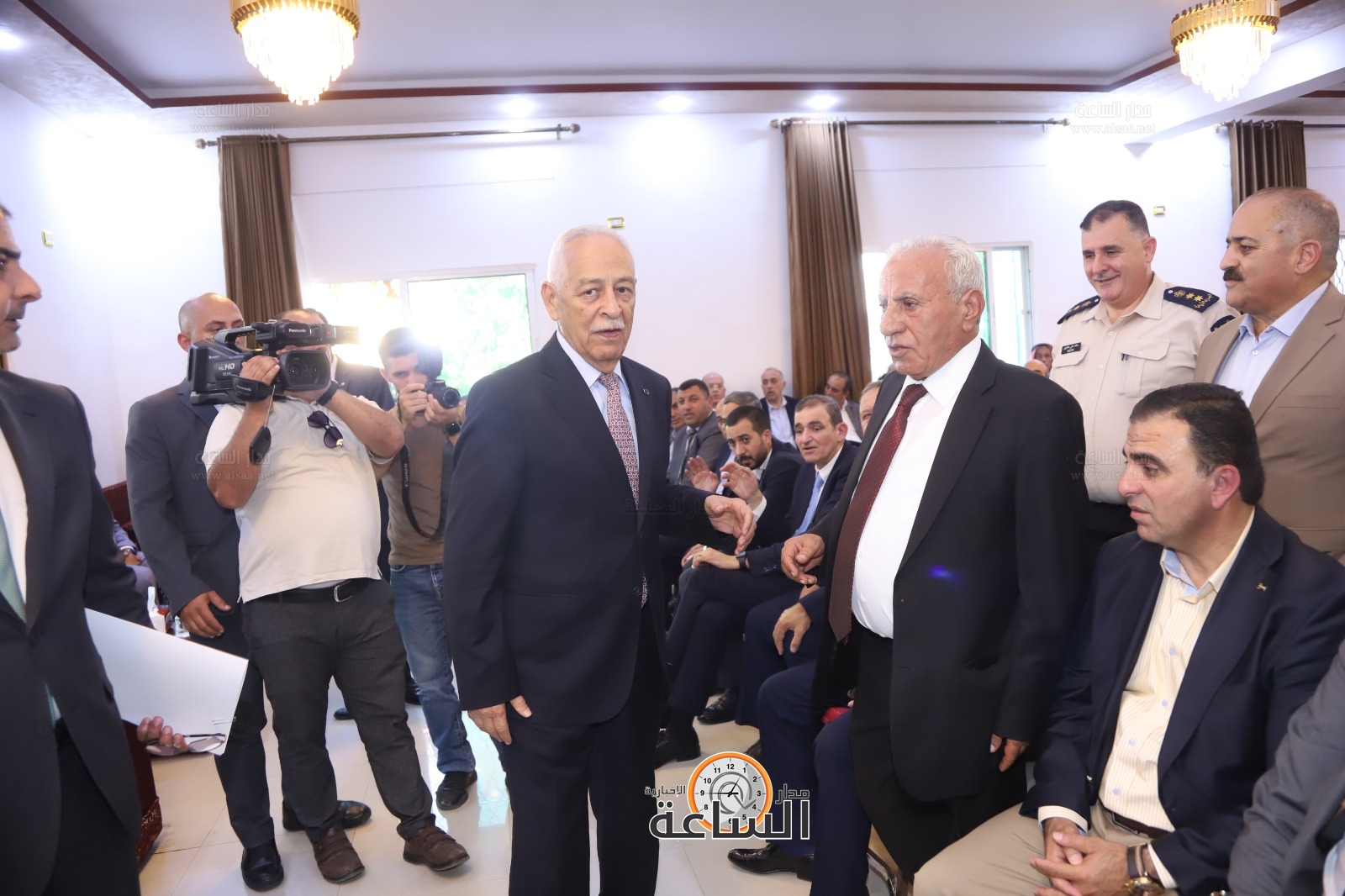 Madar Al-Saa Images 0.06796044787421485