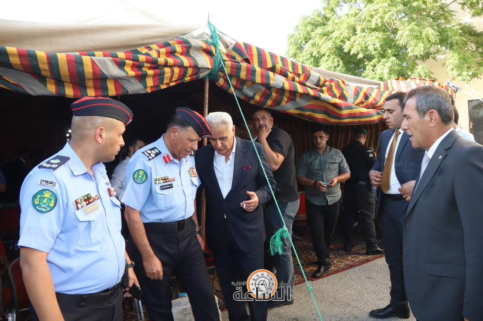 Madar Al-Saa Images 0.5316213435447267