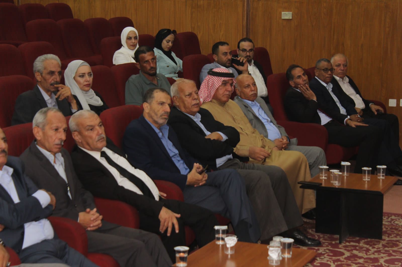 Madar Al-Saa Images 0.46988829148863176