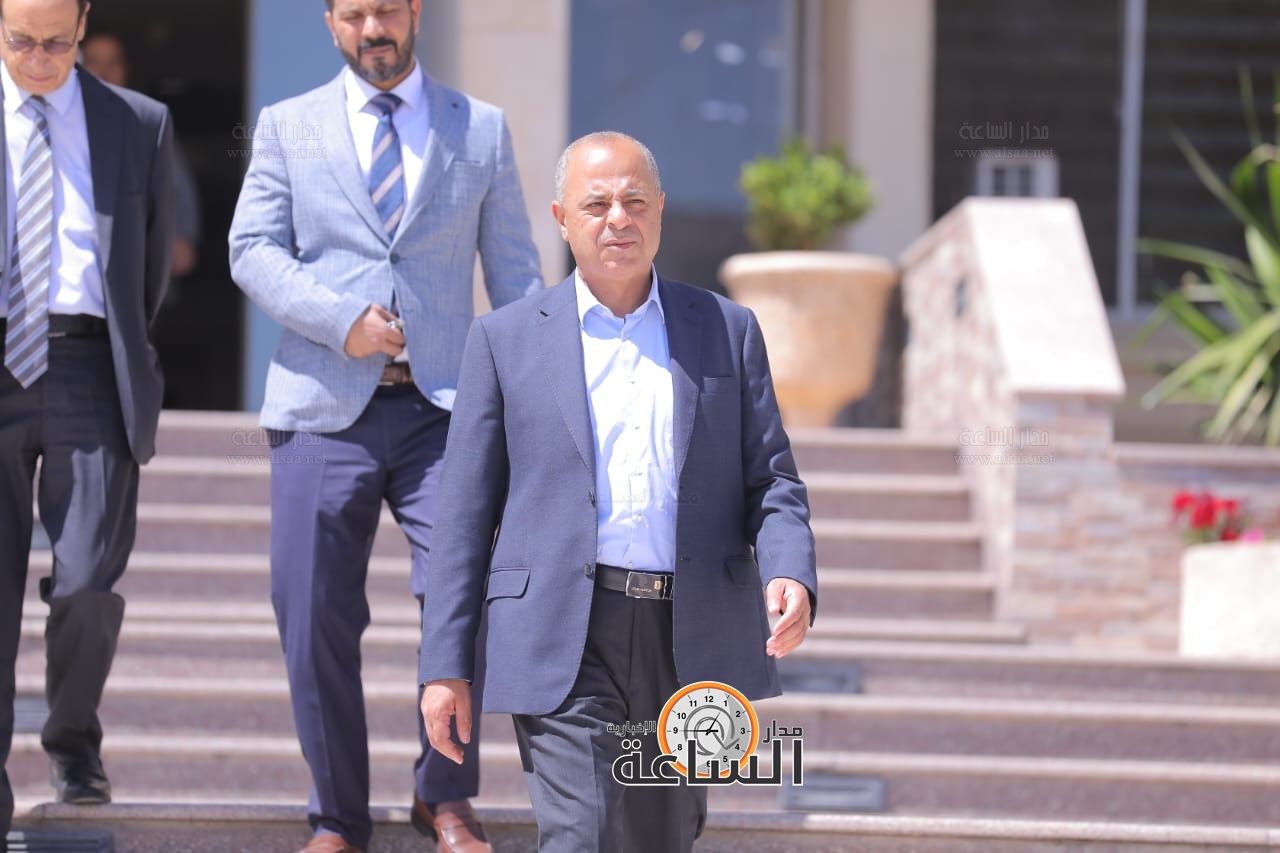 Madar Al-Saa Images 0.8652259623694449