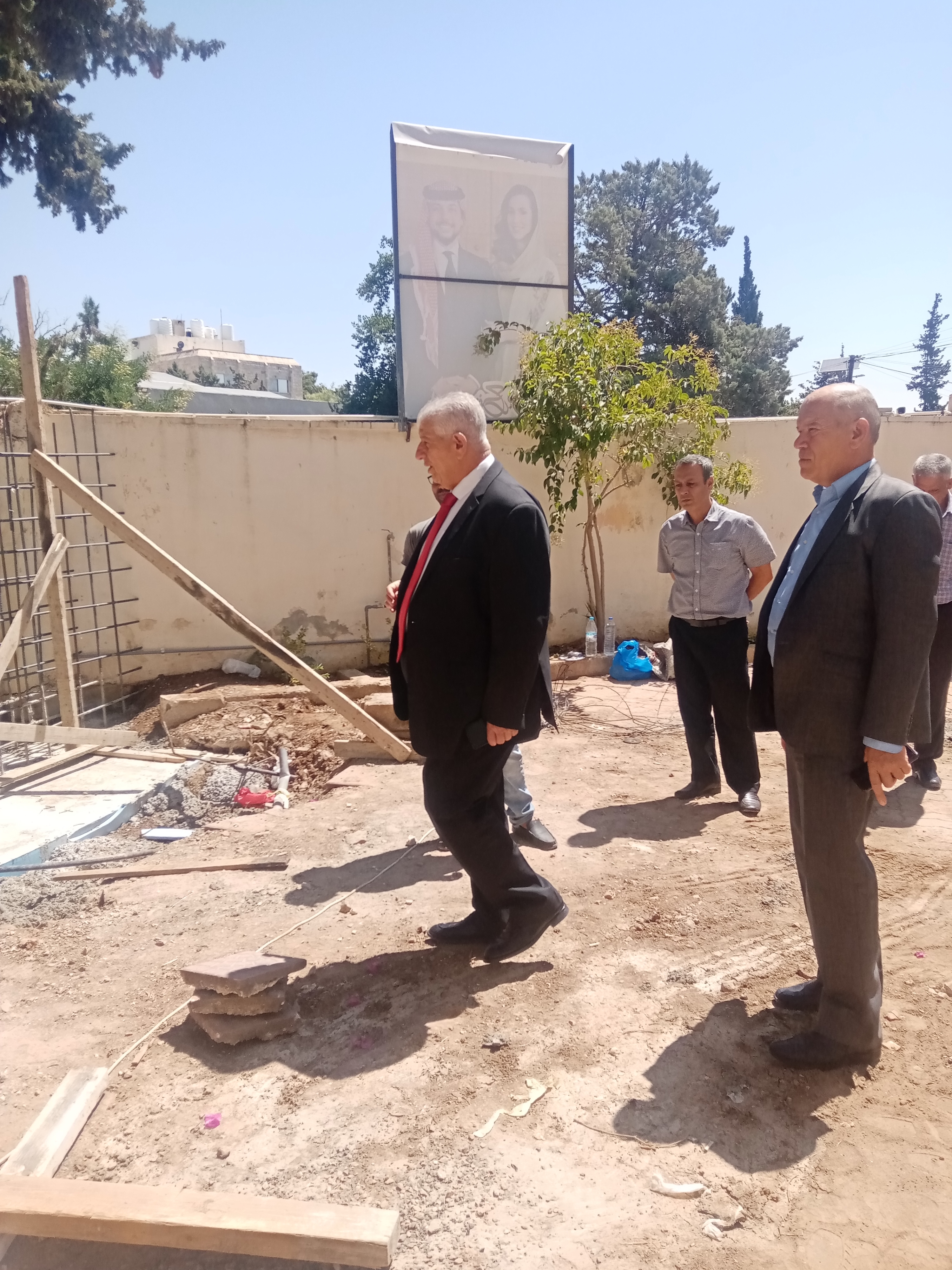 Madar Al-Saa Images 0.4089987447494421