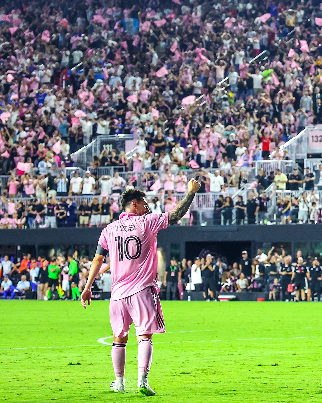 Madar Al-Saa Images 0.5764222078102998