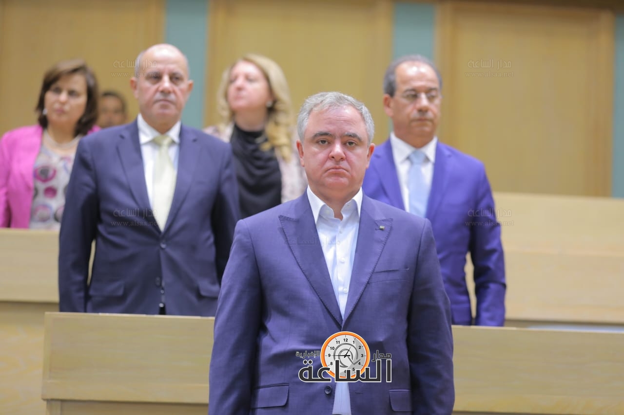 Madar Al-Saa Images 0.5538293322120837