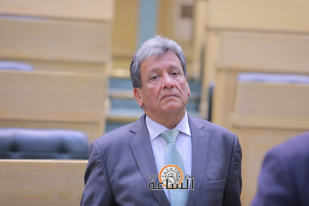 Madar Al-Saa Images 0.8227652762356139