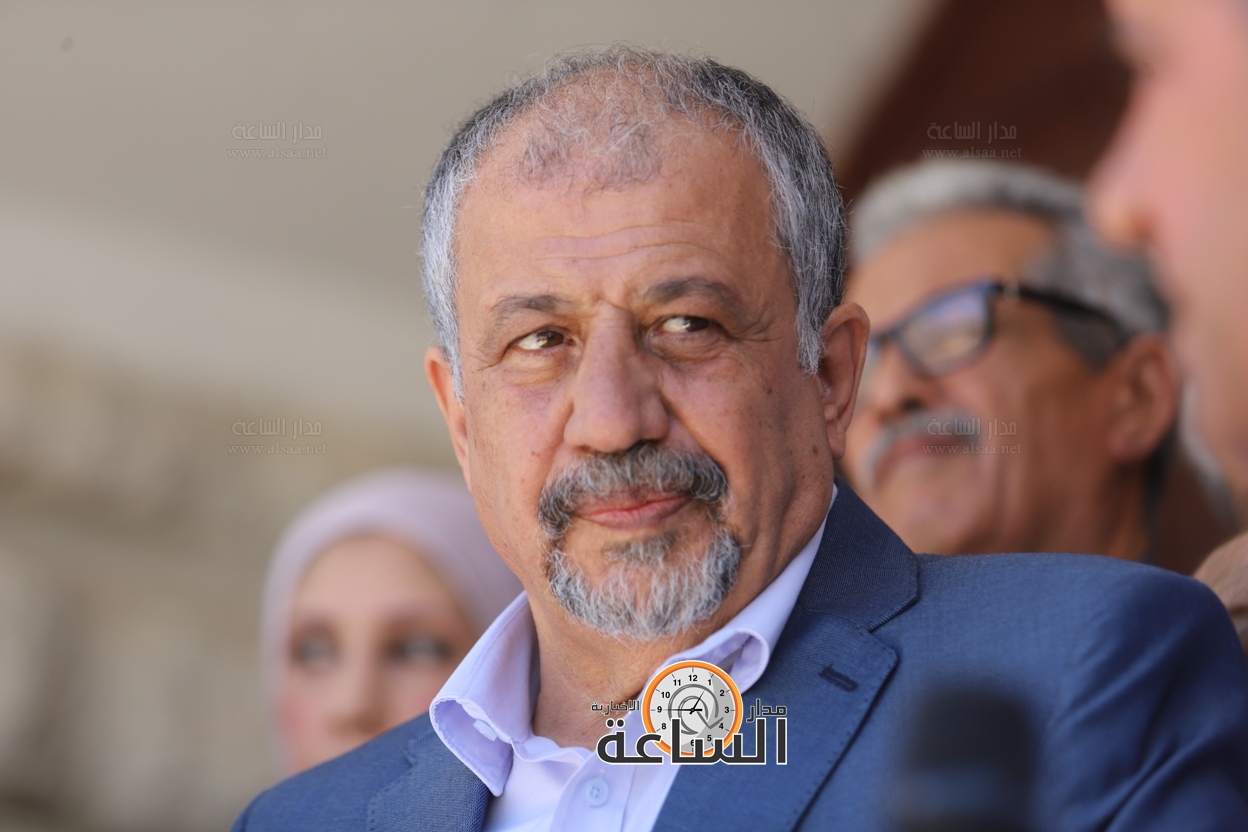 Madar Al-Saa Images 0.8933430734633174