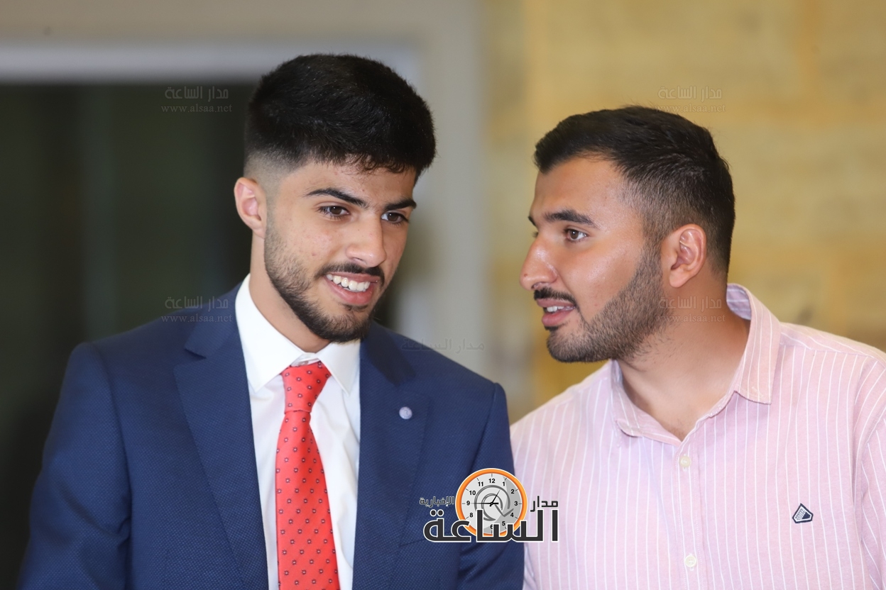 Madar Al-Saa Images 0.2519593428803043