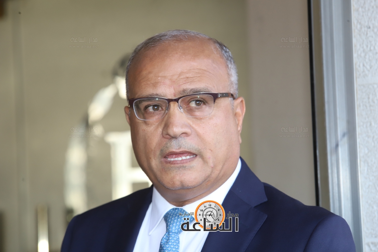 Madar Al-Saa Images 0.5827015248335121