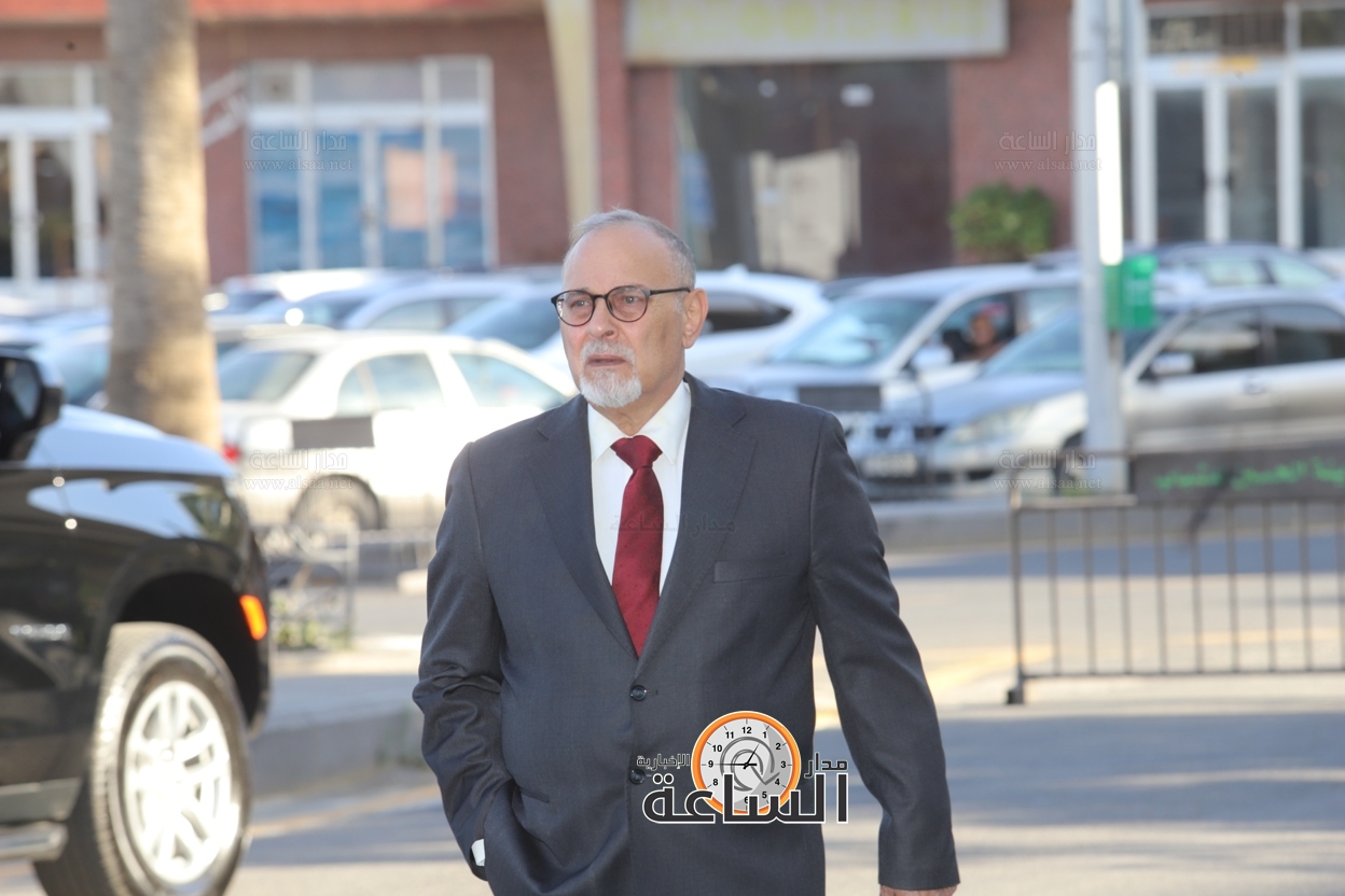 Madar Al-Saa Images 0.6185846023558617