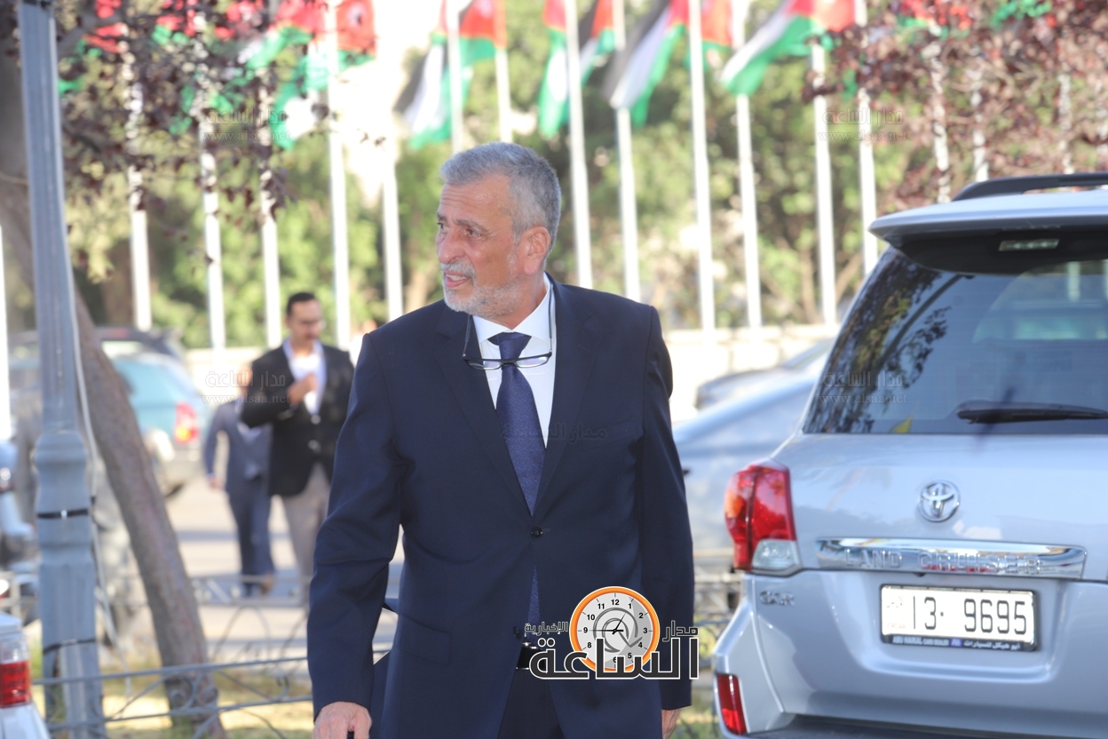 Madar Al-Saa Images 0.12474390532235247