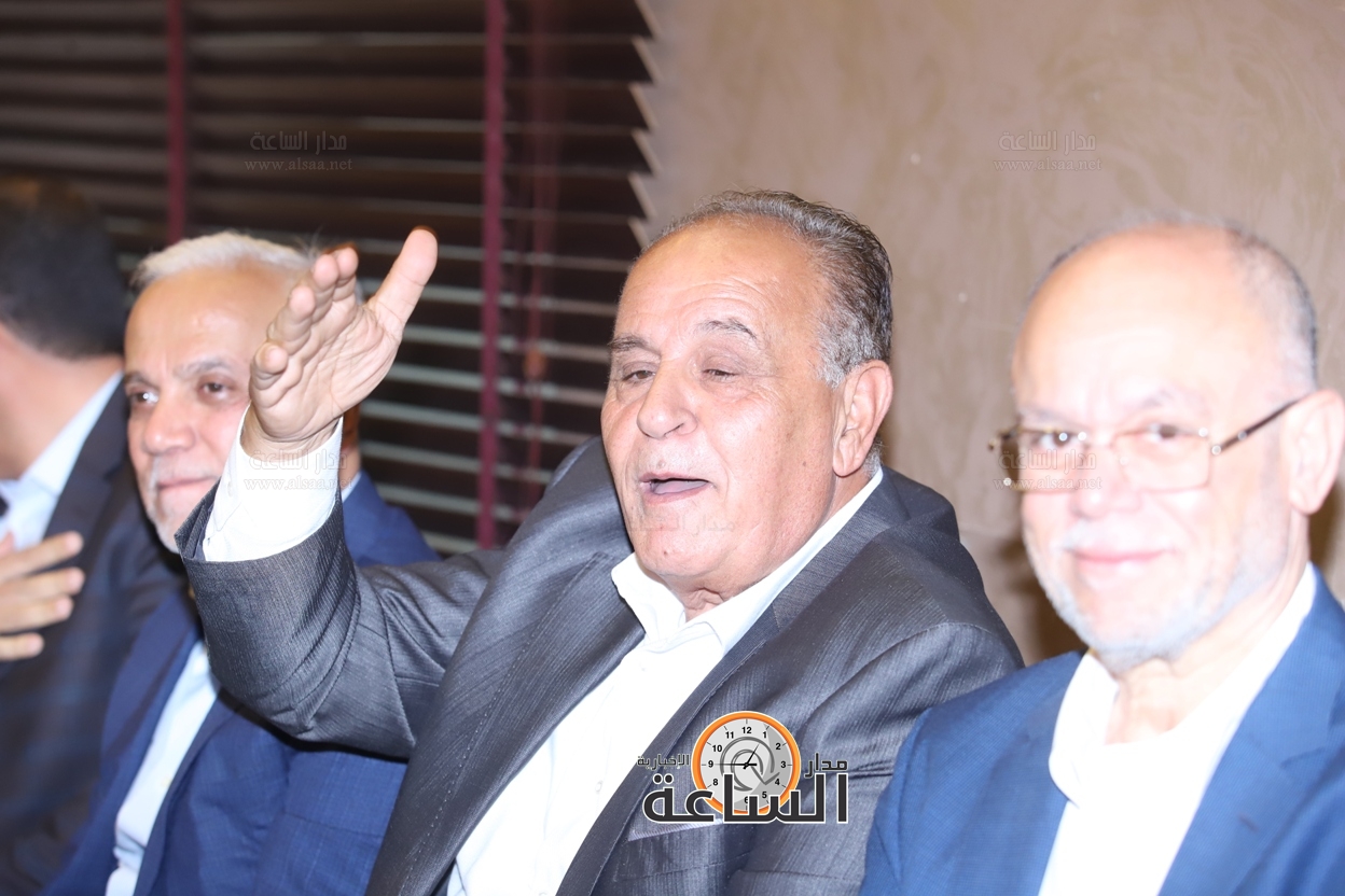 Madar Al-Saa Images 0.7394807486536716